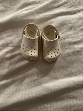CROCS Kids White Classic Clog Sandals